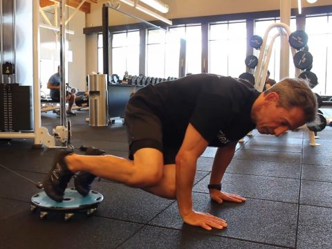 PLANK KNEE TUCK